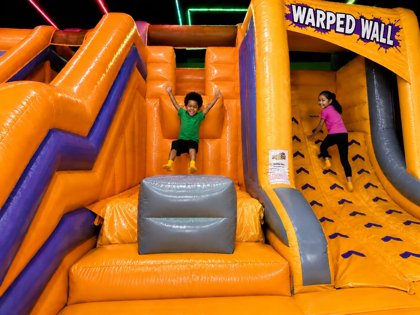 Free Fall attraction at Super Llama Inflatable Park